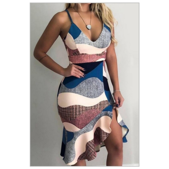 Dresses & Skirts - Sweet Midi Dress